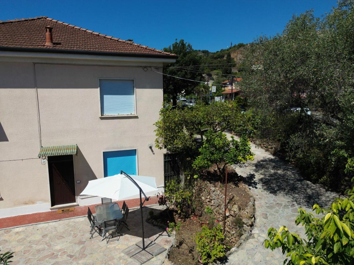 Il Giardino Delle Cycas Lejlighed Romito Magra Eksteriør billede